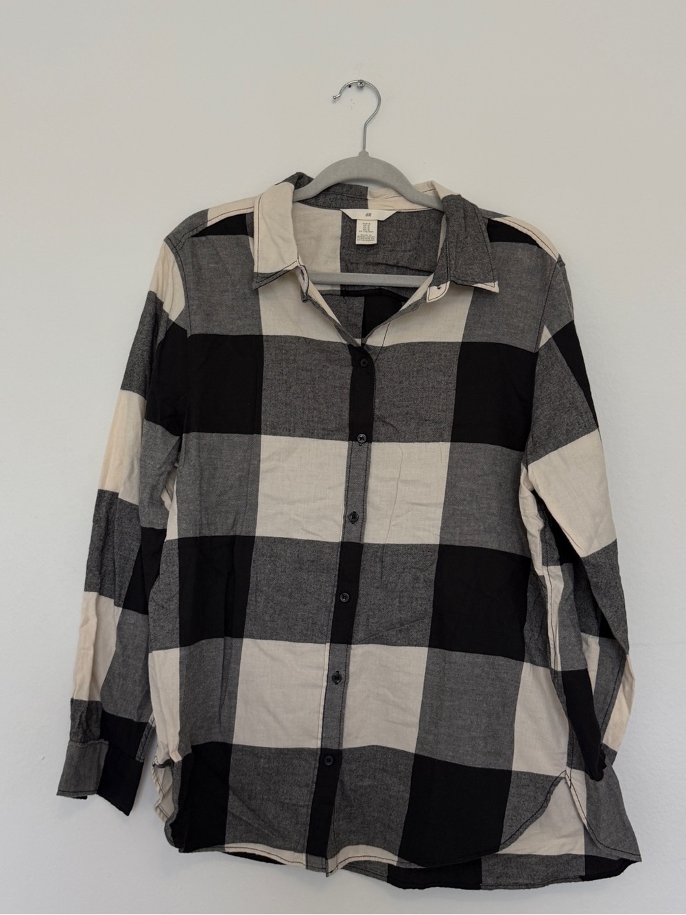 H&M Black, Cream & Gray Buffalo Check Button-Down Shirt